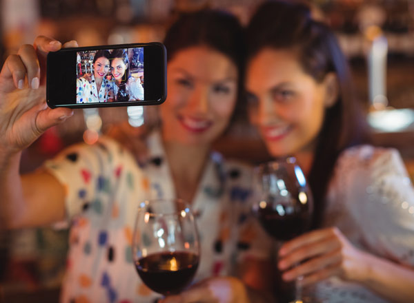 Instagram “Live Stories” e Chatbot, al Wine2Wine di Verona si discute sulle nuove frontiere del Digital Marketing per le aziende del vino